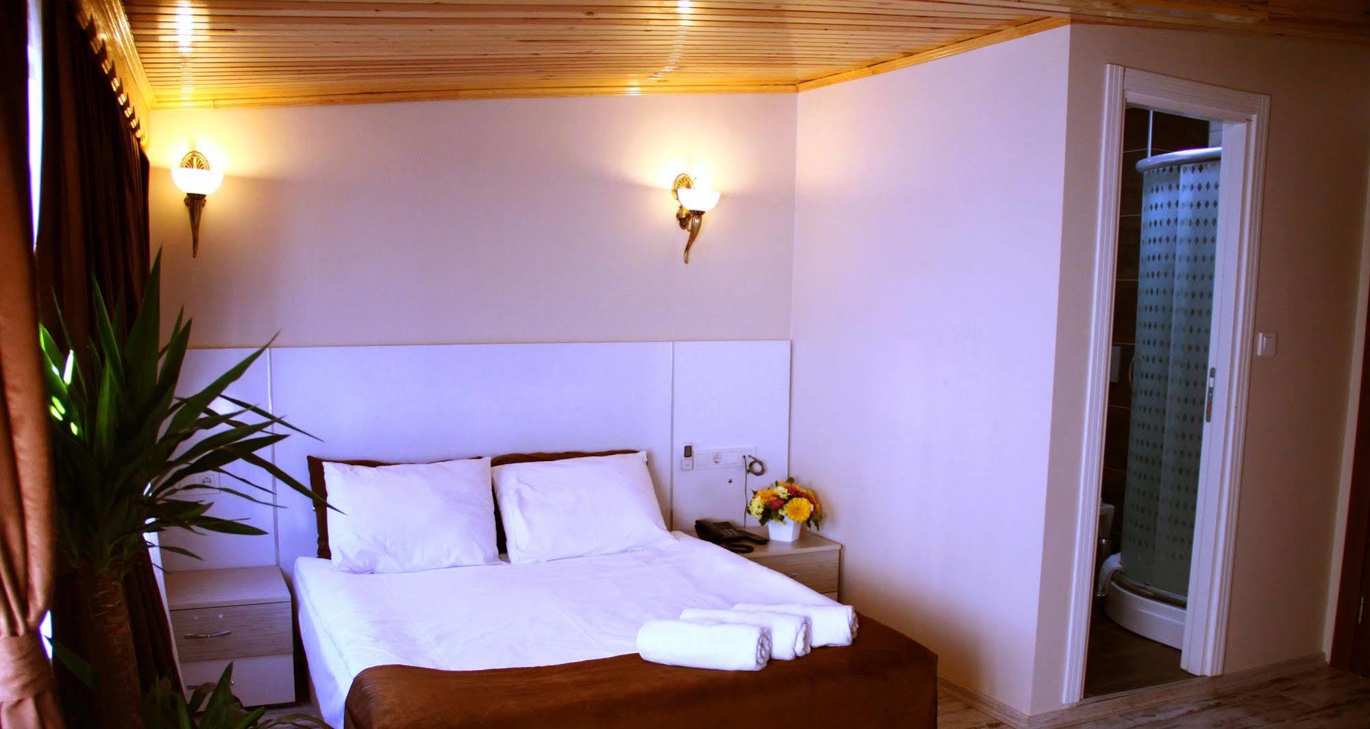 Hotel Life Room Istanbul Bagian luar foto