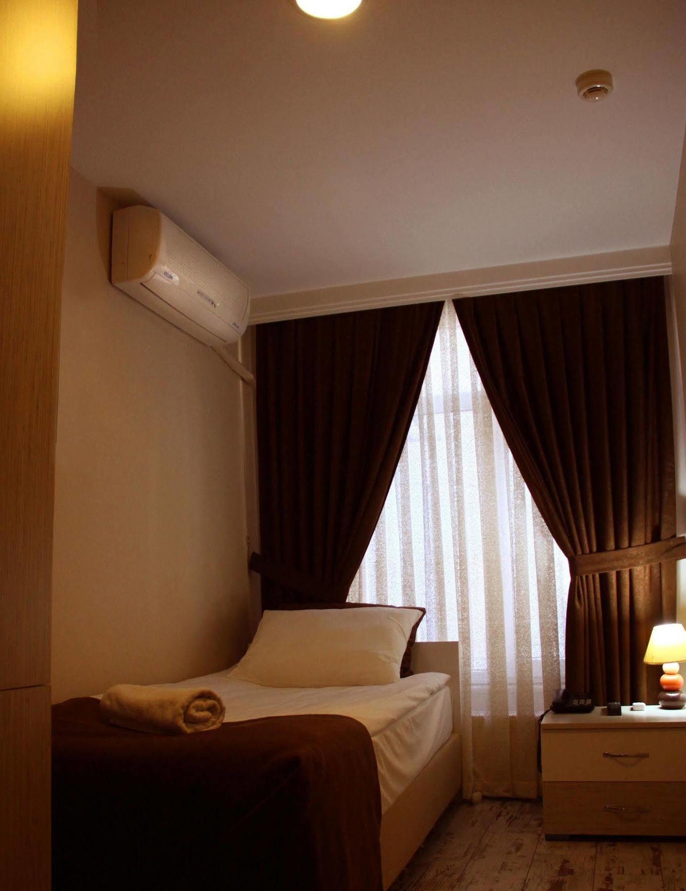 Hotel Life Room Istanbul Bagian luar foto